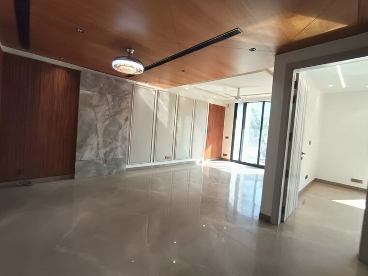 Room, dlf phase i 4 Bedroom 316 Sq.Yd. Builder Floor In Dlf Phase I Gurgaon 9923831