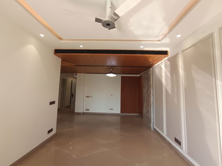 Kitchen, dlf phase i 4 Bedroom 316 Sq.Yd. Builder Floor In Dlf Phase I Gurgaon 9923831