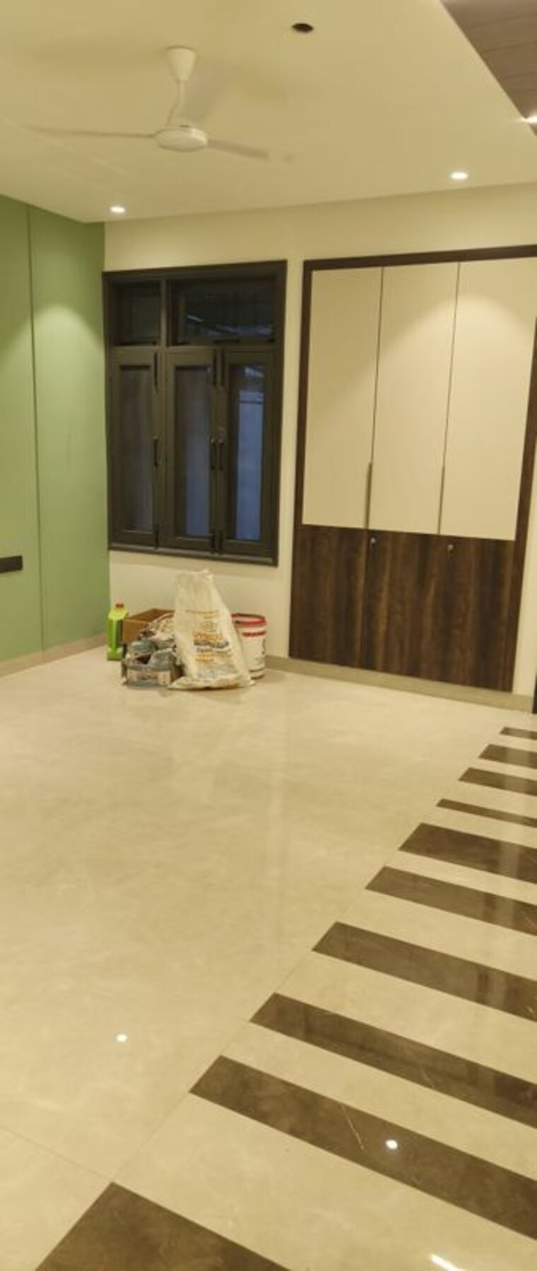 Living Room, greater kailash ii 3 Bedroom 255 Sq.Yd. Independent House In Greater Kailash ii Delhi 9923846