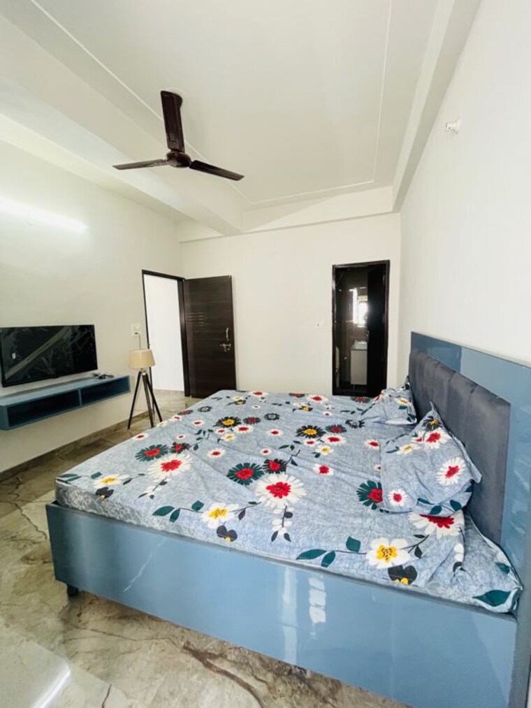 Bedroom, sector 52 1 Bedroom 460 Sq.Ft. Builder Floor In Sector 52 Gurgaon 9923864