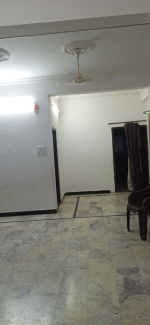 Room in 2 BHK Apartment at Masab Tank – for Rent