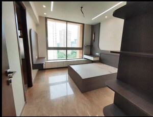 Master Bedroom in 4 BHK Apartment at Hiranandani Lake Enclave Glendale, Thane West – for Rent