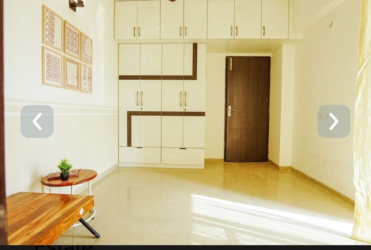 Room, nirala-estate 2.5 Bedroom 955 Sq.Ft. Apartment In Tech Zone 4 Greater Noida Greater Noida 9923866