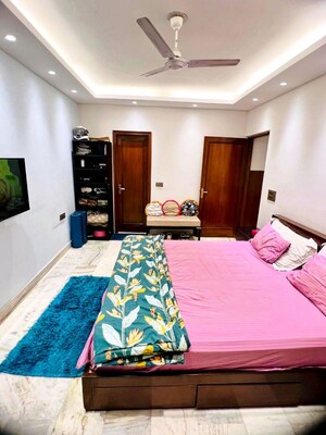 Master Bedroom in 3 BHK Builder Floor at Greater Kailash I – for Rent