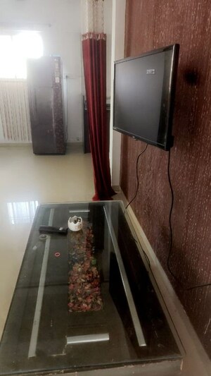 Furnished Amenities in 2 BHK Apartment at Suyog Leher, Kondhwa – for Rent