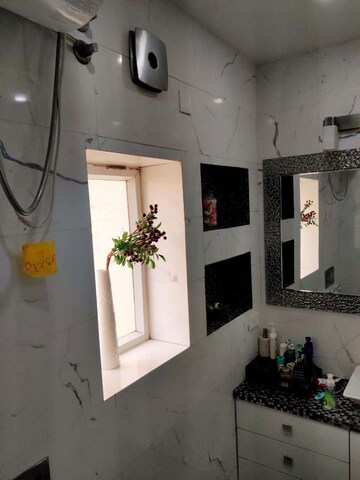 Attached Bathroom in 2 BHK Builder Floor at Kalkaji – for Rent