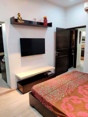 Master Bedroom in 2 BHK Builder Floor at Kalkaji – for Rent