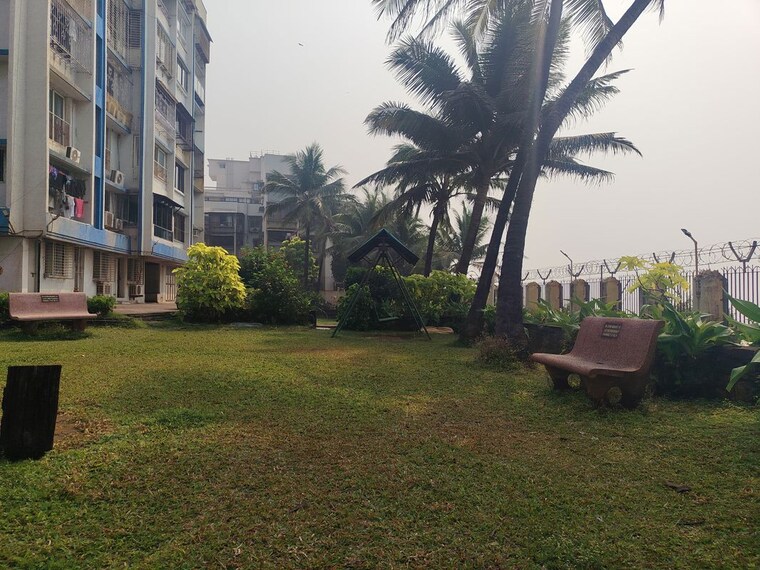 Garden, sky-heaven 1 RK 400 Sq.Ft. Apartment In Versova Mumbai 9923919