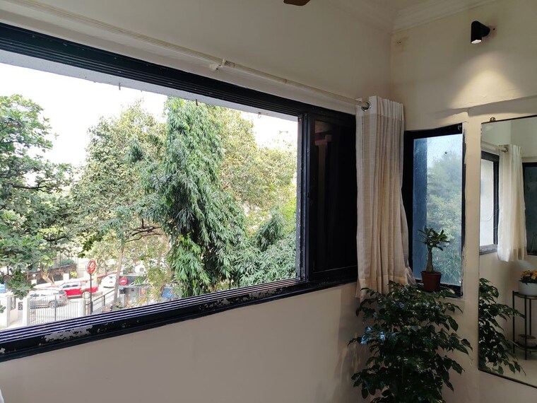Room, sky-heaven 1 RK 400 Sq.Ft. Apartment In Versova Mumbai 9923919