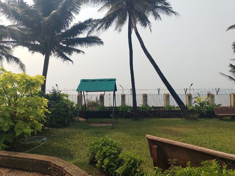 Exterior View, sky-heaven 1 RK 400 Sq.Ft. Apartment In Versova Mumbai 9923919