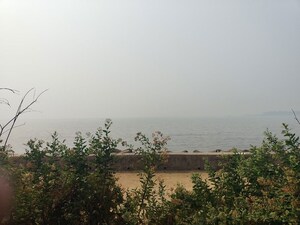 Master Bedroom in 1 RK Apartment at Sky Heaven, Versova – for Rent