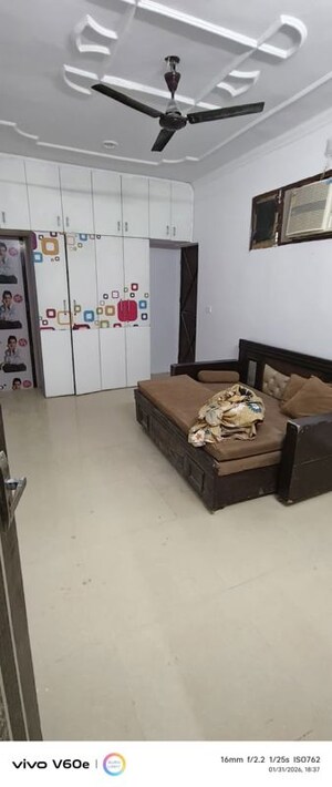 Living Room in 1.5 BHK Independent House at Sector 12 – for Rent