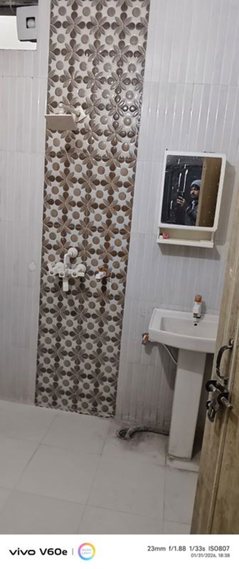 Bathroom, sector 12 1.5 Bedroom 750 Sq.Ft. Independent House In Sector 12 Noida 9923925