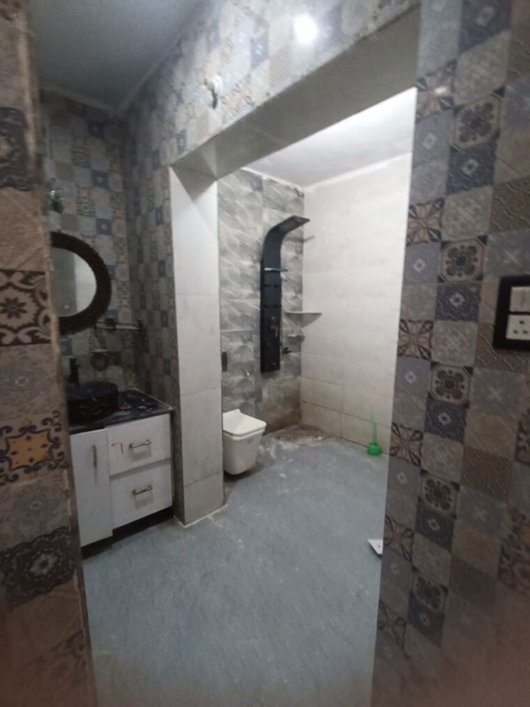 Bathroom, sector 11 2 Bedroom 2280 Sq.Ft. Independent House In Sector 11 Noida 9923929
