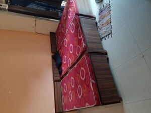 Furnished Amenities in 2 BHK Builder Floor at Sector 63a – for Rent