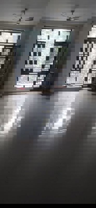 3 BHK + Extra Room 1640 Sq.Ft. Builder Floor in Omaxe Silver Birch