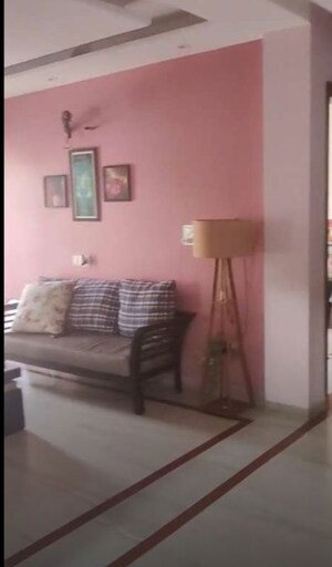 Living Room in 3 BHK Builder Floor at Sector 44 – for Rent