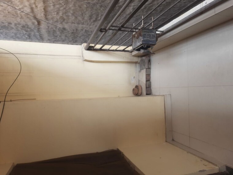 Bathroom, sector 66 Pg For Boys & Girls In Sector 66 9923939