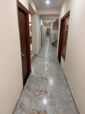 Building Lobby in  Pg at Sector 59 – for Rent