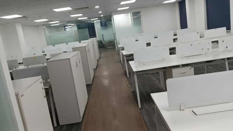 Team Area, klj-noida-one Commercial Office Space 1800 Sq.Ft. In Sector 62 Noida 9923949