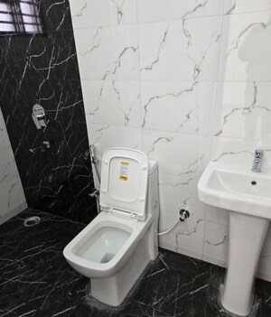 Bathroom in 3 BHK Independent House at Sahastradhara – for Rent