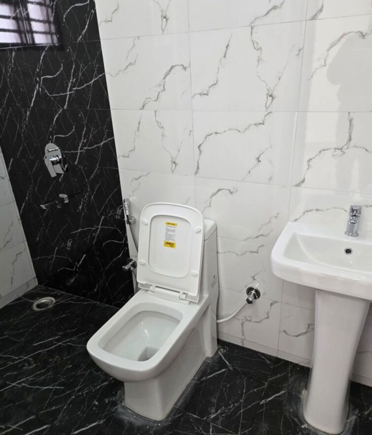 Bathroom, sahastradhara 3 Bedroom 2000 Sq.Ft. Independent House In Sahastradhara Dehradun 9923954