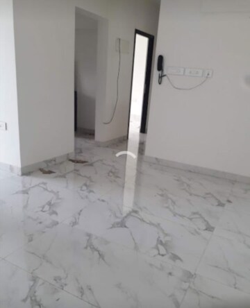 Room in 3 BHK Apartment at Raheja Ridgewood, Goregaon East – for Sale