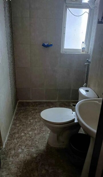 Bathroom in 3 BHK Apartment at Gomti Nagar – for Rent