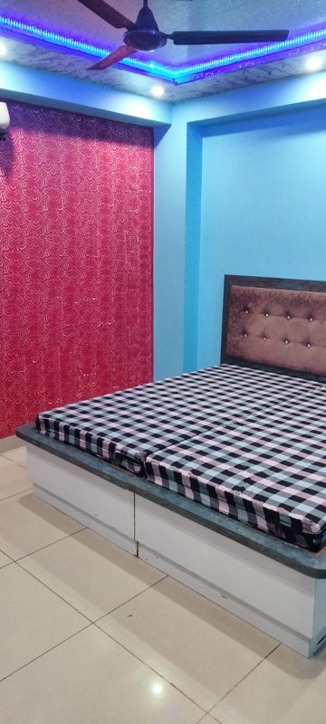 2 BHK Apartment For Rent in River Heights Plaza