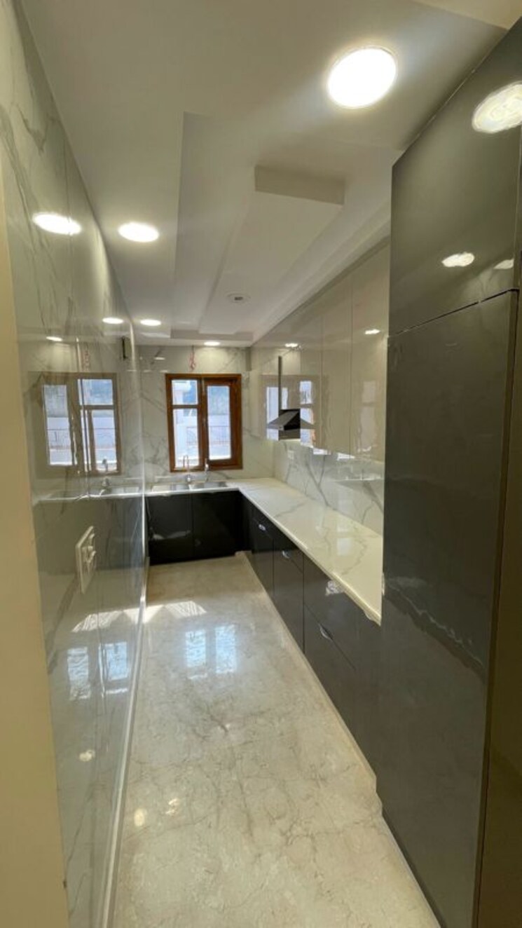 Kitchen, kohat enclave 6+ Bedroom 1340 Sq.Ft. Independent House In Kohat Enclave Delhi 9923970