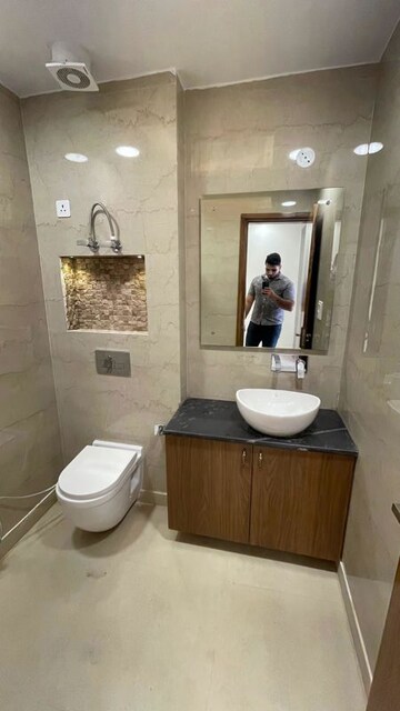 Bathroom in 6+ BHK Independent House at Kohat Enclave – for Sale