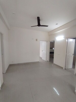 Room in 3 BHK Apartment at M3M Skywalk, Sector 74 – for Rent