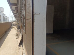 Common Area in  Warehouse at Waliv – for Rent