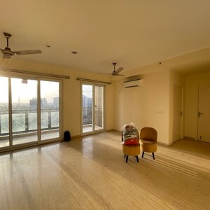 Room in 3 BHK Apartment at Conscient Heritage Max II, Sector 102 – for Rent