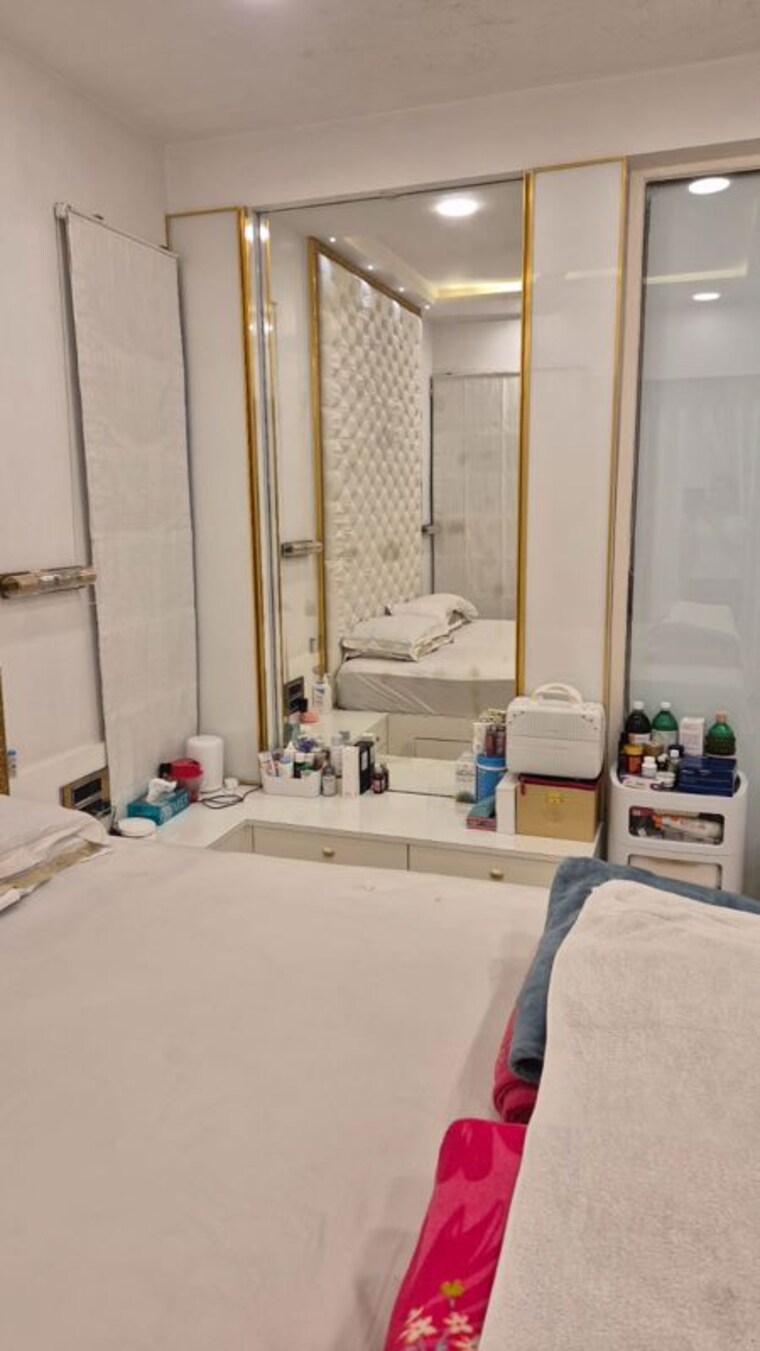 Master Bedroom, kalpataru-radiance 4 Bedroom 2164 Sq.Ft. Apartment In Goregaon West Mumbai 9924032