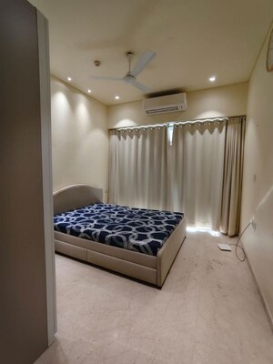 Bedroom in 5 BHK Apartment at Kalpataru Radiance, Goregaon West – for Rent