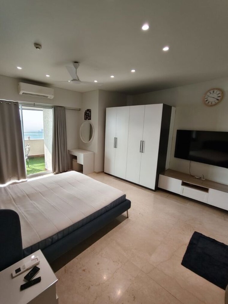 Bedroom, kalpataru-radiance 5 Bedroom 2600 Sq.Ft. Apartment In Goregaon West Mumbai 9924039