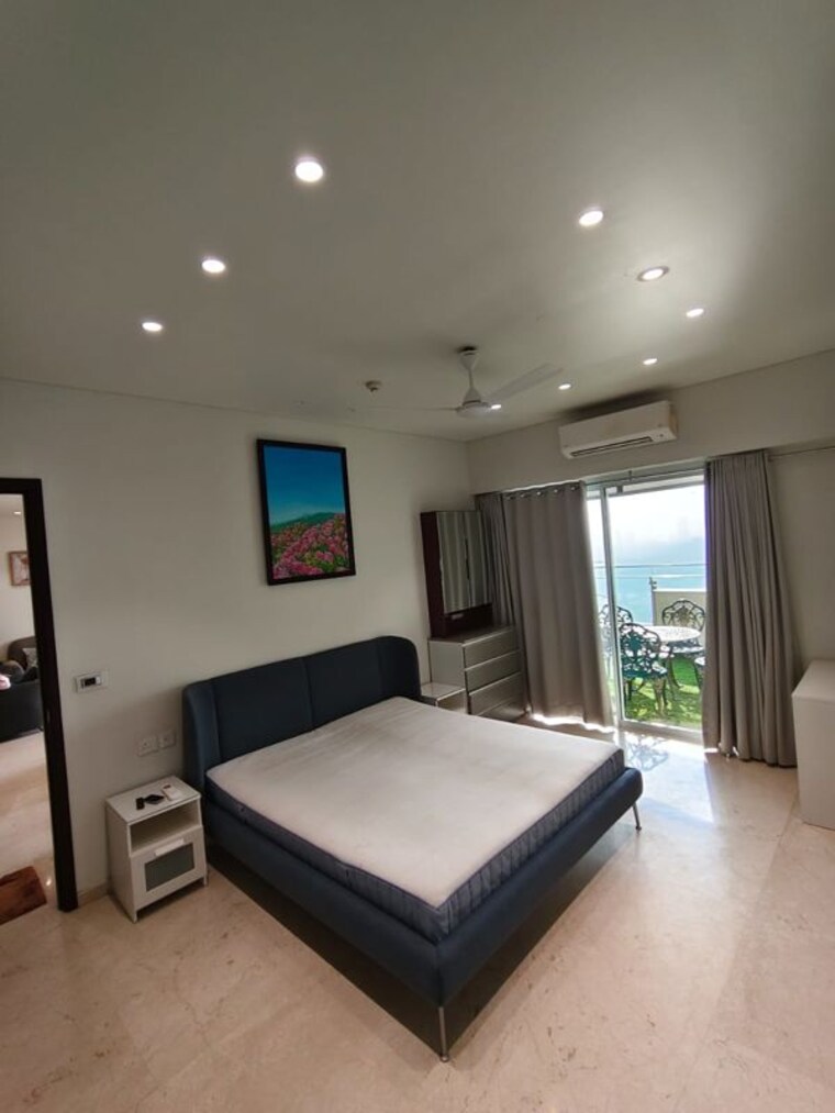 Bedroom, kalpataru-radiance 5 Bedroom 2600 Sq.Ft. Apartment In Goregaon West Mumbai 9924039