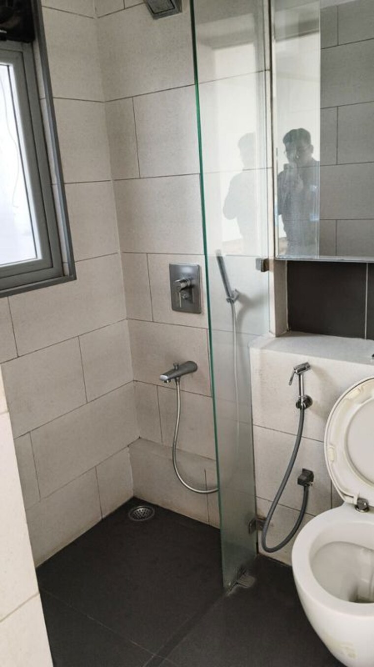 Bathroom, radius-imperial-heights 2.5 Bedroom 1250 Sq.Ft. Apartment In Goregaon West Mumbai 9924042