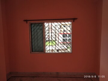 Room in 2 BHK Apartment at Aatreyee Mrittika Apartment, Rajarhat – for Sale