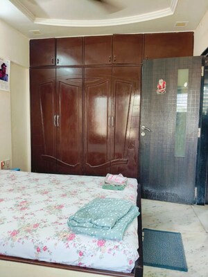 Bedroom in 2 BHK Apartment at Shree Mahavir Darshan, Lower Parel – for Rent