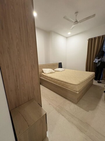 Bedroom in 2 BHK Apartment at Lodha The Park, Worli – for Rent