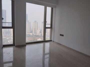 Room in 3 BHK Apartment at Avighna Marquee, Worli – for Rent