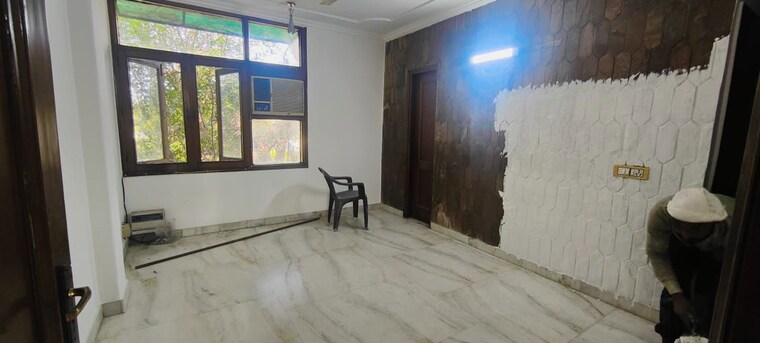 Room, hauz khas 3 Bedroom 1800 Sq.Ft. Builder Floor In Hauz Khas Delhi 9924214