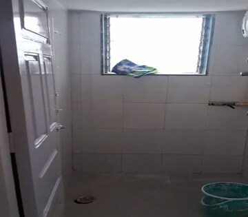 Bathroom in 1 BHK Apartment at Dadar East – for Rent