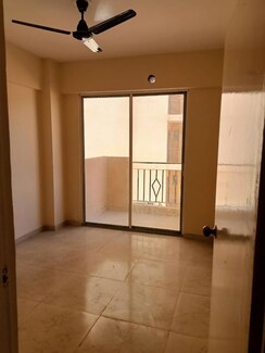 2 BHK Apartment For Sale in MRG The Balcony