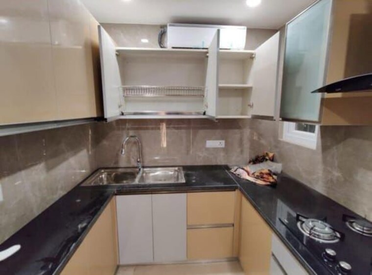 Kitchen, safdarjung enclave 3 Bedroom 1125 Sq.Ft. Builder Floor In Safdarjung Enclave Delhi 9924323