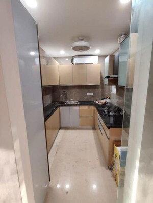 Bathroom in 3 BHK Builder Floor at Safdarjung Enclave – for Sale