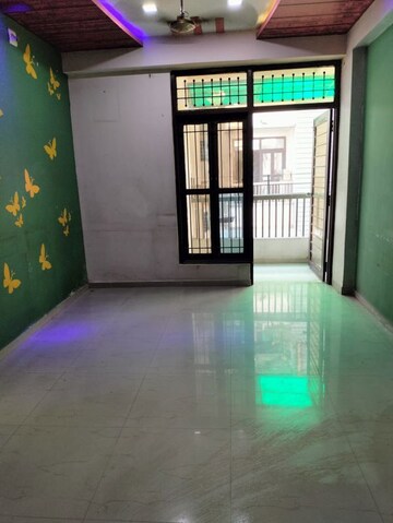 Room in 2 BHK Apartment at Abhinav Saakar Opulent, Vemali – for Rent