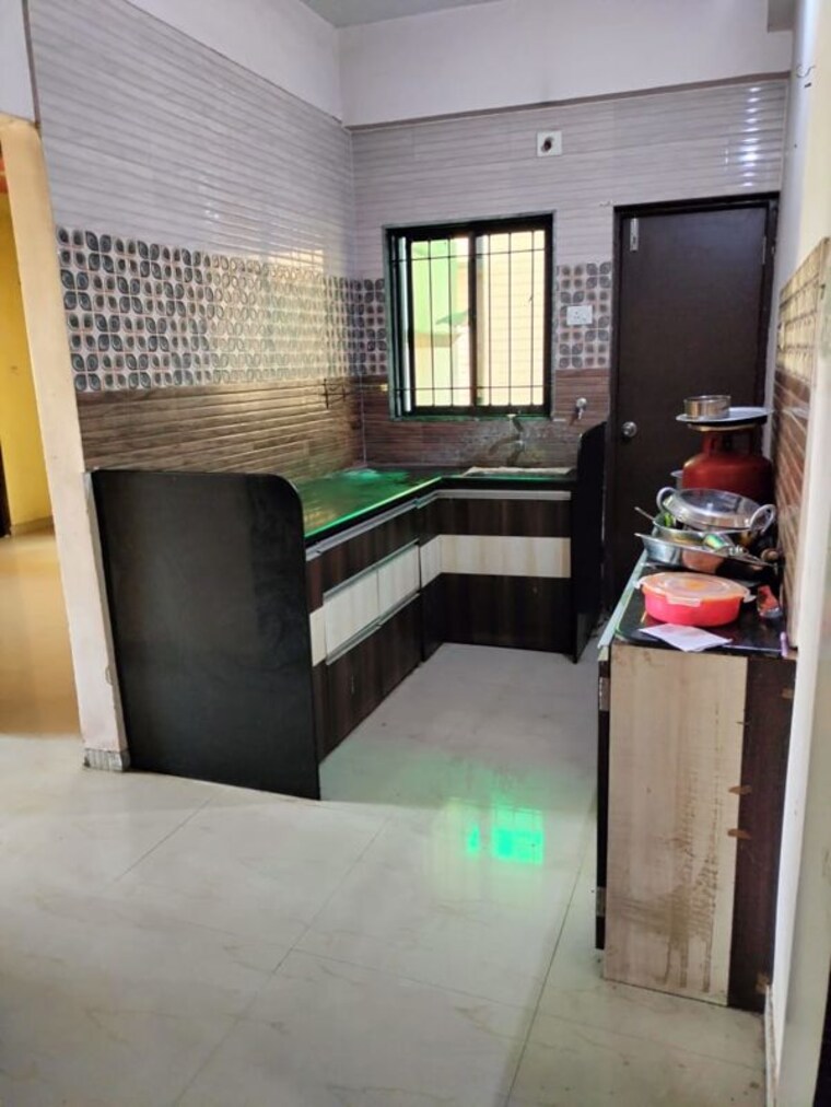 Kitchen, abhinav-saakar-opulent 2 Bedroom 1200 Sq.Ft. Apartment In Vemali Vadodara 9924348